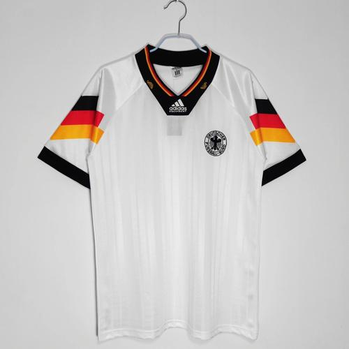 德国欧洲杯复古球衣（德国欧洲杯复古球衣多少钱）